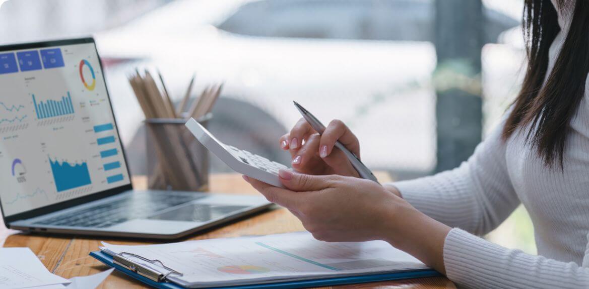 Frau möchte den Bradford Faktor berechnen