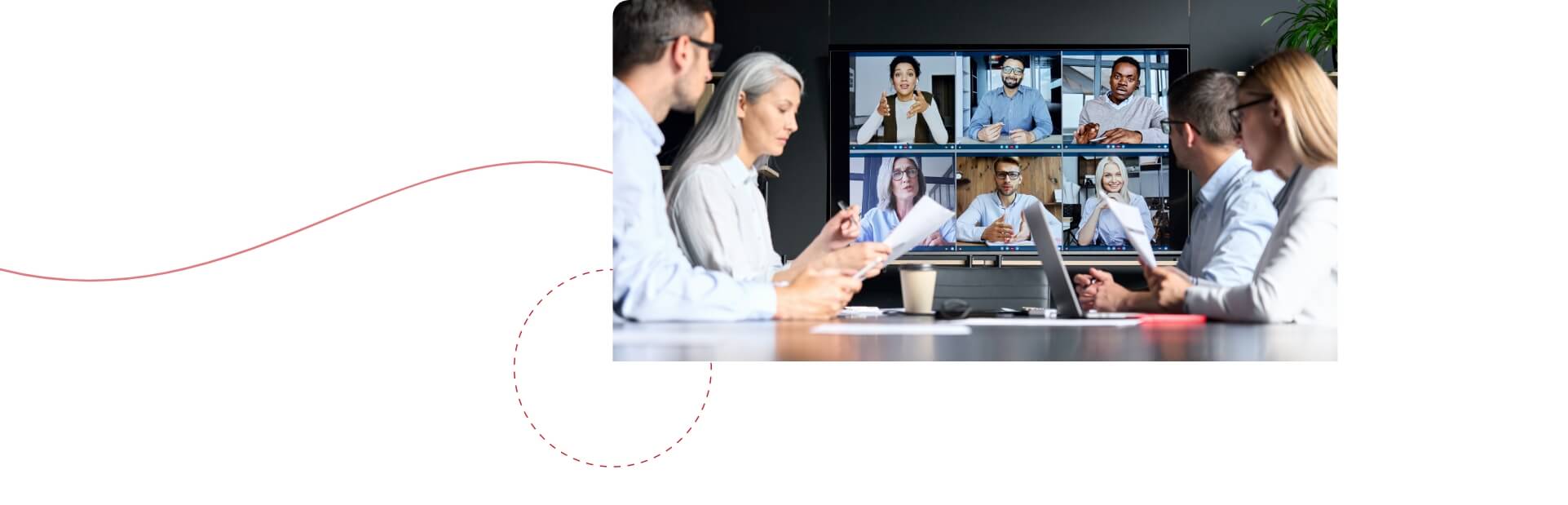 Personalcontrolling Kennzahlen Kollegen in Videokonferenz mit Personalcontrolling Abteilung